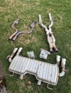 Stock Zl1 1LE exhaust NPP valved.
