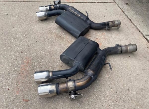 Flowmaster-Camaro-Axle-Back-Exhaust